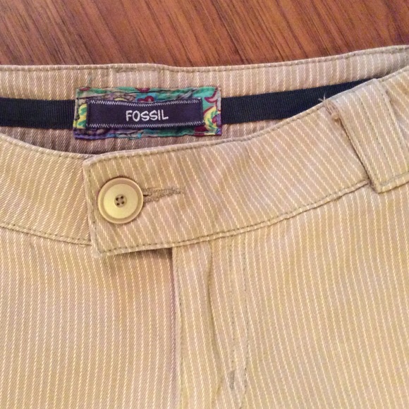 Fossil Bermuda shorts. - Picture 3 of 5